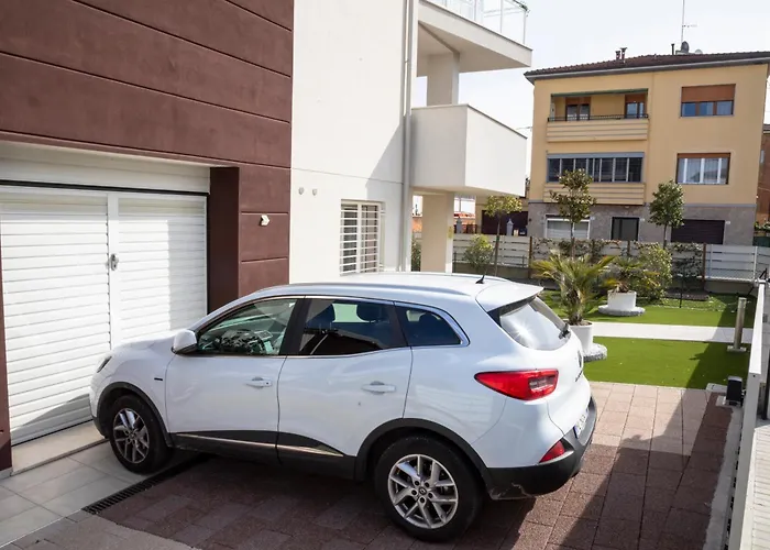 Maisonette Modena Park